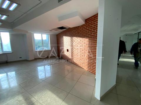 комерційна за адресою Глибочицька вул., 17