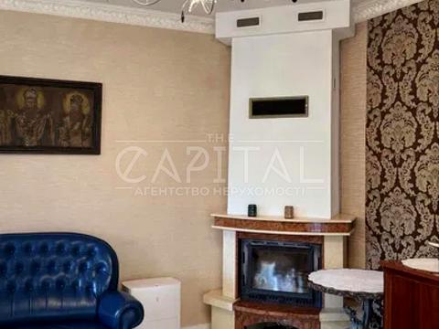 будинок за адресою Черняхівського вул.