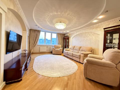 квартира за адресою Срібнокільська вул., 1