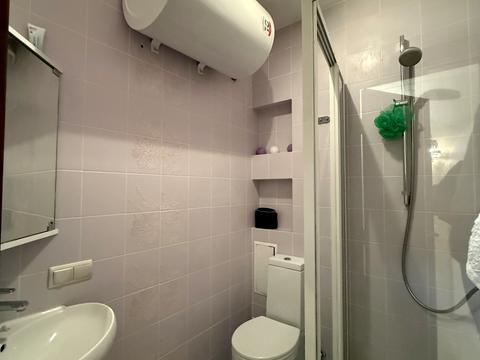 квартира за адресою Срібнокільська вул., 1