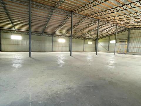 комерційна за адресою Центральна вул., 1