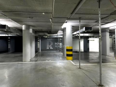 паркомісце за адресою Андрія Верхогляда вул. (Михайла Драгомирова), 11