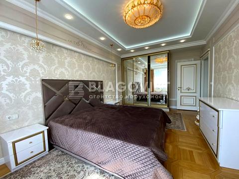 квартира за адресою Старонаводницька вул., 8-А