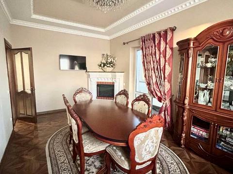 квартира за адресою Святої Трійці вул., 15