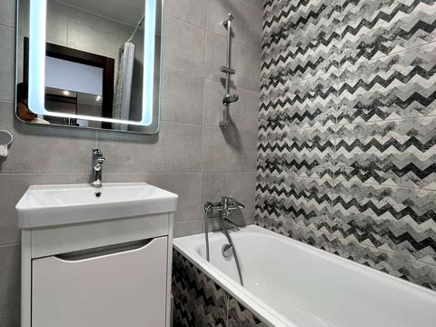 квартира за адресою Софії Русової вул., 7-А