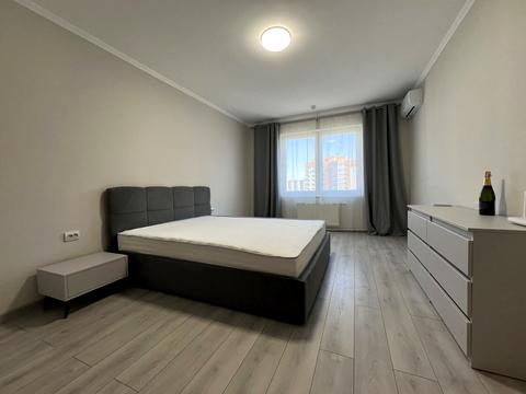 квартира за адресою Софії Русової вул., 7-А