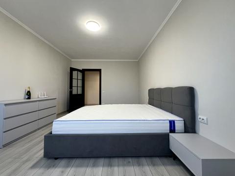 квартира за адресою Софії Русової вул., 7-А