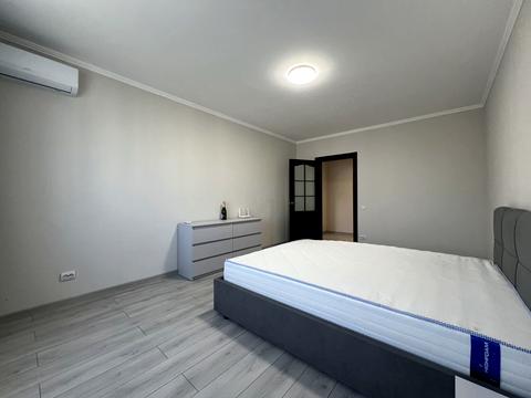 квартира за адресою Софії Русової вул., 7-А