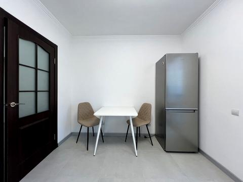 квартира за адресою Софії Русової вул., 7-А