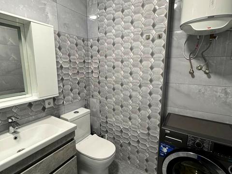 квартира за адресою Героїв Крут вул., 8