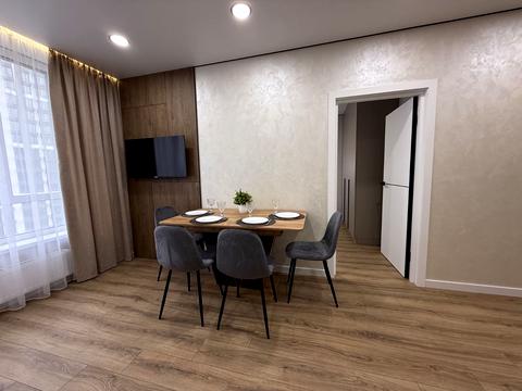 квартира по адресу Олександра Олеся ул., (Будинок 7.8)