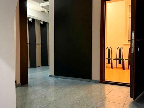 комерційна за адресою Олеся Гончара вул., 55