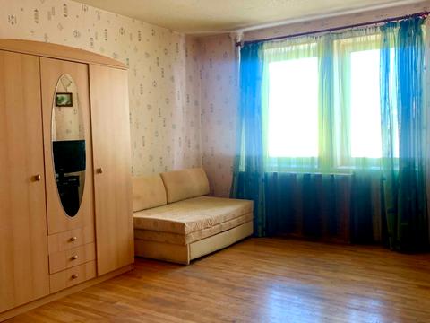 квартира за адресою Миколи Бажана просп., 12