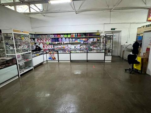 комерційна за адресою Київ, Братства Тарасівців вул. (Декабристів), 7