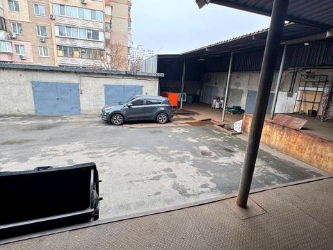 комерційна за адресою Київ, Братства Тарасівців вул. (Декабристів), 7