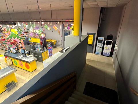 комерційна за адресою Київ, Братства Тарасівців вул. (Декабристів), 7