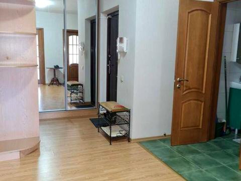 квартира за адресою Феодосійська вул., 10