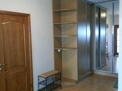 квартира за адресою Феодосійська вул., 10