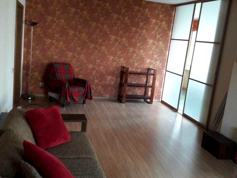 квартира за адресою Феодосійська вул., 10