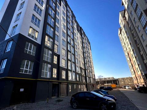 квартира за адресою Чорновола вул., (Будинок 1)