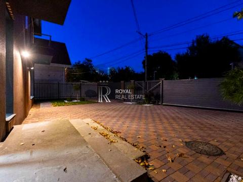 дом по адресу Миколи Хвильового ул.