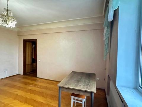 квартира за адресою Броварна вул., 14