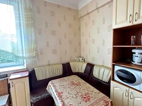 квартира за адресою Броварна вул., 14