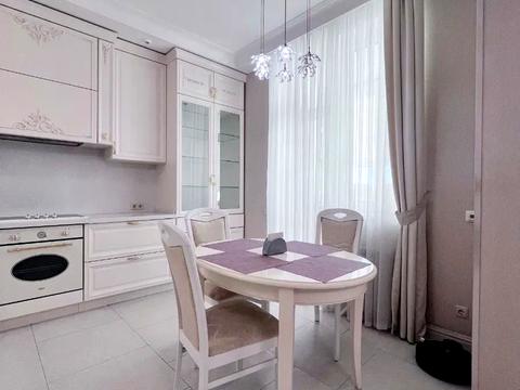 квартира за адресою Деміївська вул., 13