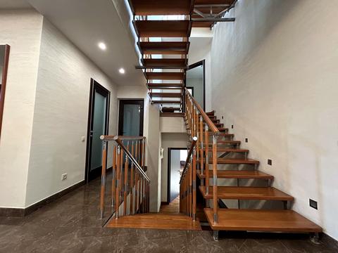 дом по адресу Лісна