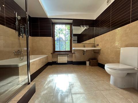 дом по адресу Лісна