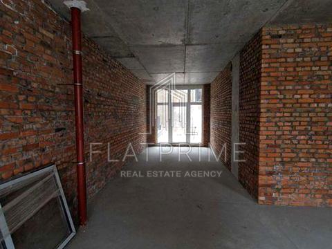 комерційна за адресою Дніпроводська вул., 1-А