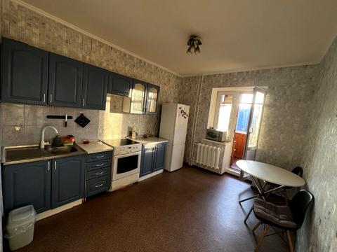 квартира по адресу Ревуцкого ул., 5