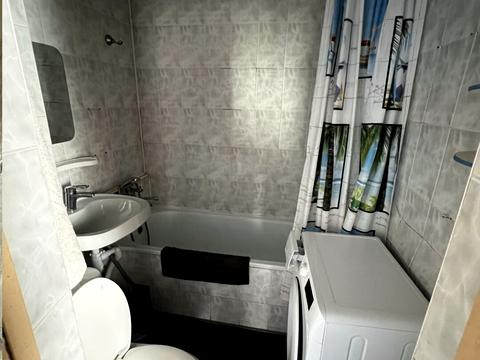 квартира по адресу Ревуцкого ул., 5