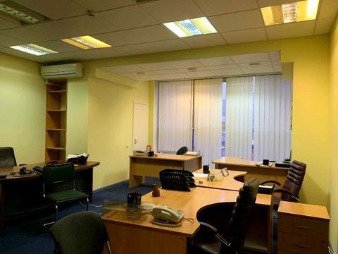 комерційна за адресою Велика Васильківська вул. (Червоноармійська), 64