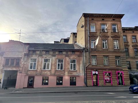 комерційна за адресою Тараса Шевченка вул., 11