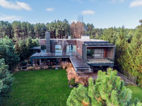 будинок за адресою с. Лебедівка, Центральна