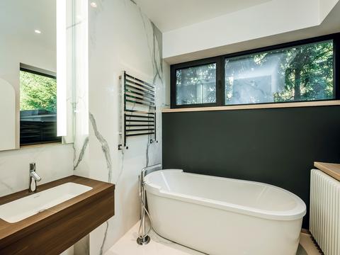 будинок за адресою с. Лебедівка, Центральна