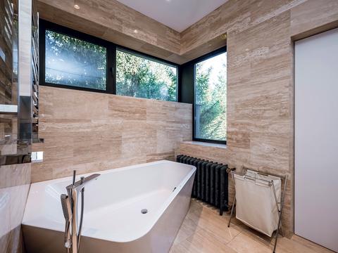 будинок за адресою с. Лебедівка, Центральна