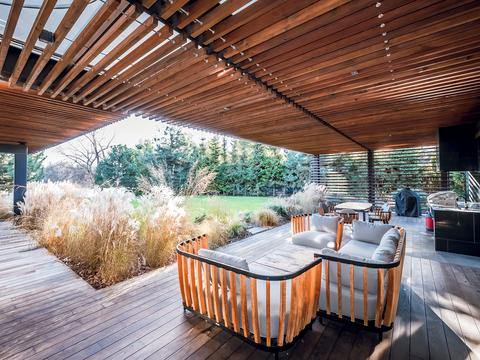 будинок за адресою с. Лебедівка, Центральна