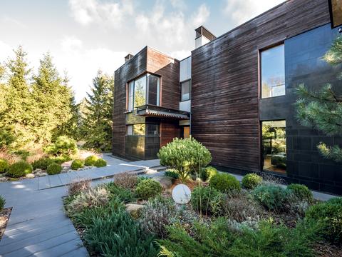 будинок за адресою с. Лебедівка, Центральна