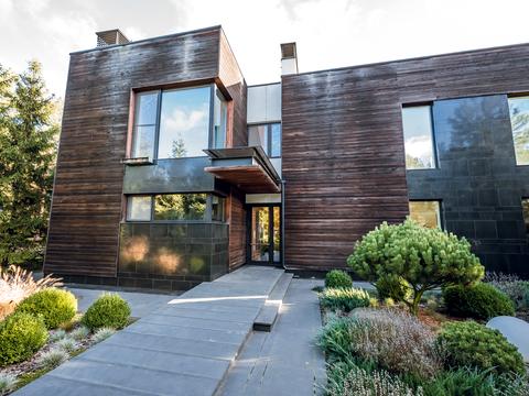 будинок за адресою с. Лебедівка, Центральна