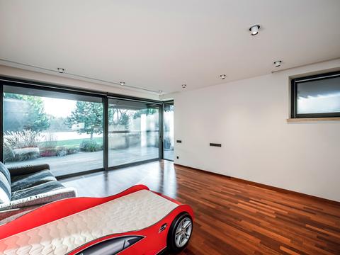 будинок за адресою с. Лебедівка, Центральна