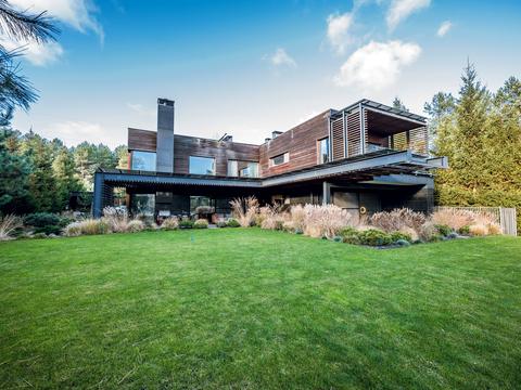 будинок за адресою с. Лебедівка, Центральна