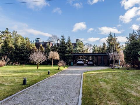 будинок за адресою с. Лебедівка, Центральна