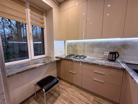 квартира за адресою Джохара Дудаєва вул. (Єсеніна), 9