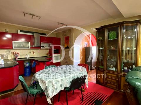 квартира за адресою Братів Горобців вул. (Дмитра Кедріна), 53-А