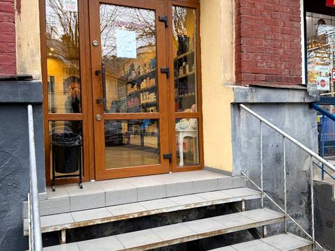 комерційна за адресою В'ячеслава Чорновола просп. (), 45