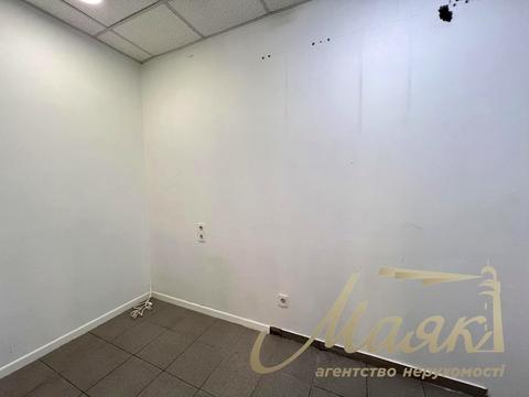 комерційна за адресою Київ, Богдана Хмельницького вул., 52