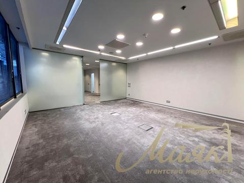 комерційна за адресою Київ, Богдана Хмельницького вул., 52