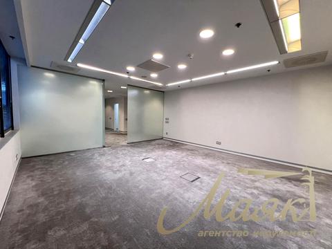 комерційна за адресою Київ, Богдана Хмельницького вул., 52